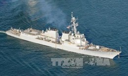 Tàu khu trục Mỹ khuấy động "chiến trường" ngoại giao châu Á 